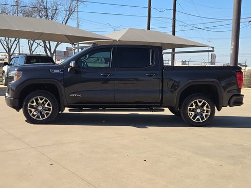 Certified 2020 GMC Sierra 1500 AT4 w/ AT4 Premium Package image 6