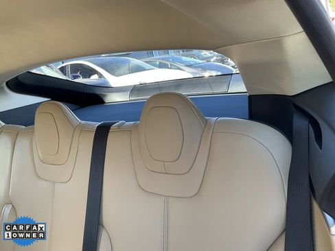 Used 2014 Tesla Model S 85 image 31