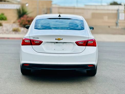 Used 2023 Chevrolet Malibu LS FWD image 4