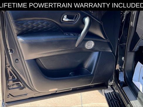 Certified 2024 INFINITI QX80 Sensory AWD/4WD image 16