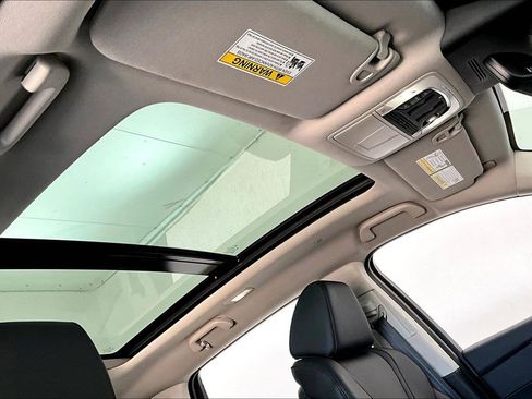 Certified 2025 Acura MDX SH-AWD image 21