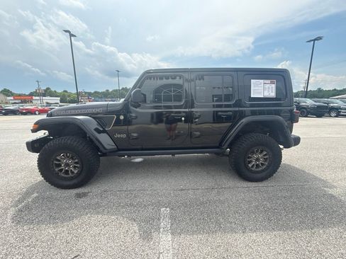 Used 2022 Jeep Wrangler Unlimited Rubicon w/ Dual Top Group AWD/4WD image 5