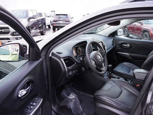 Certified 2022 Jeep Cherokee Limited w/ Elite Package image 14