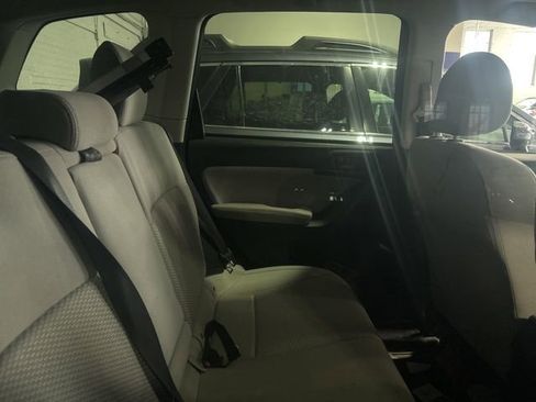 Used 2018 Subaru Forester 2.5i Premium AWD/4WD image 9