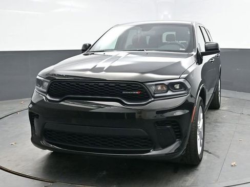 Used 2024 Dodge Durango GT image 2