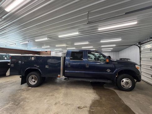 Used 2016 Ford F350 XL w/ Power Equipment Group image 2