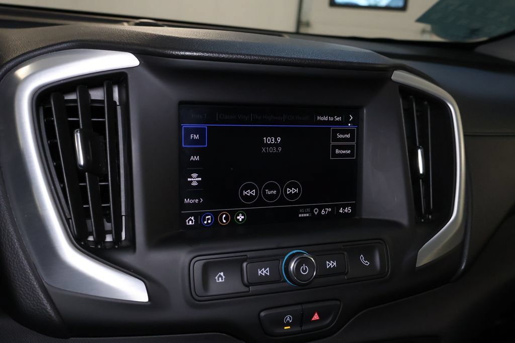Used 2024 GMC Terrain SLE AWD/4WD image 27