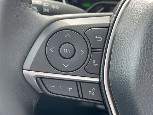 Used 2024 Toyota Camry XLE image 7