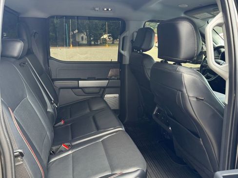 Used 2024 Ford F250 Lariat w/ Lariat Ultimate Package AWD/4WD image 15