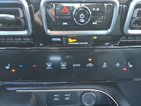 New 2026 Nissan Sentra SV w/ SV Convenience Package FWD image 4