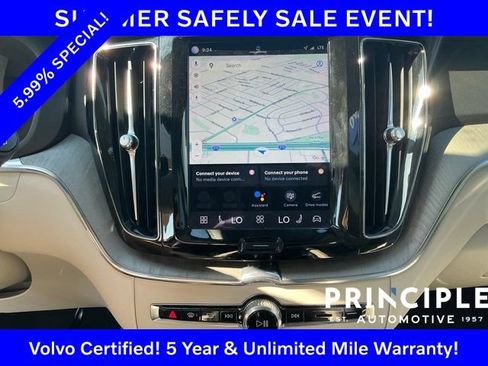 Certified 2023 Volvo XC60 B5 Plus FWD image 18