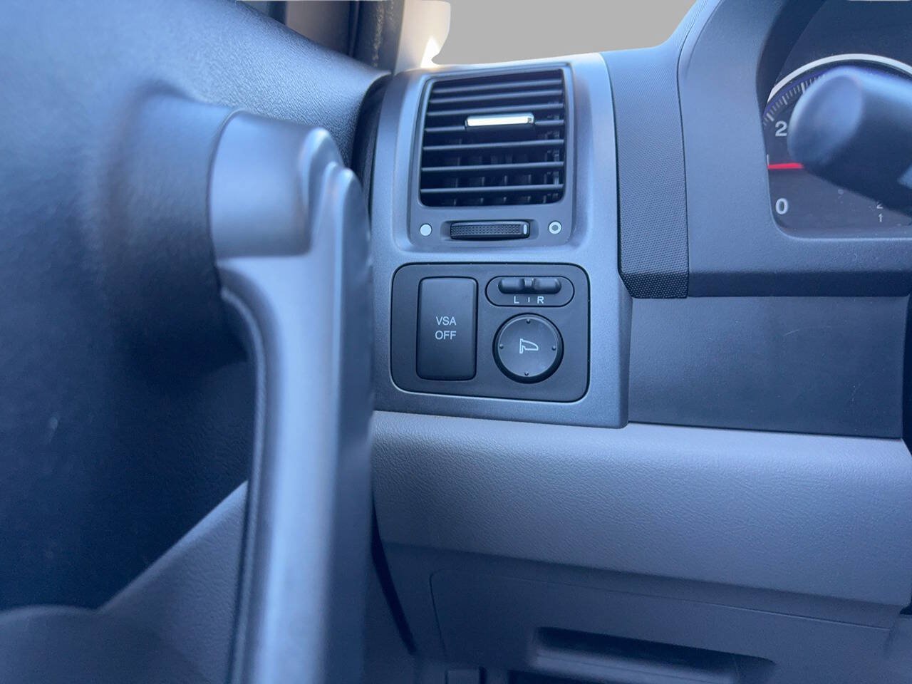Used 2009 Honda CR-V LX image 36