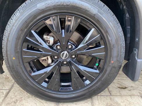 Certified 2023 Nissan Rogue SV w/ SV Premium B Package AWD/4WD image 14