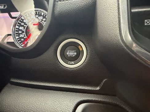 Used 2023 RAM 1500 Laramie AWD/4WD image 34