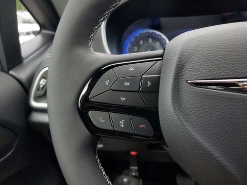 New 2026 Chrysler Pacifica Select w/ S Appearance Package FWD image 22