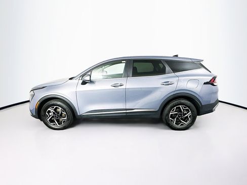 Used 2025 Kia Sportage LX image 4