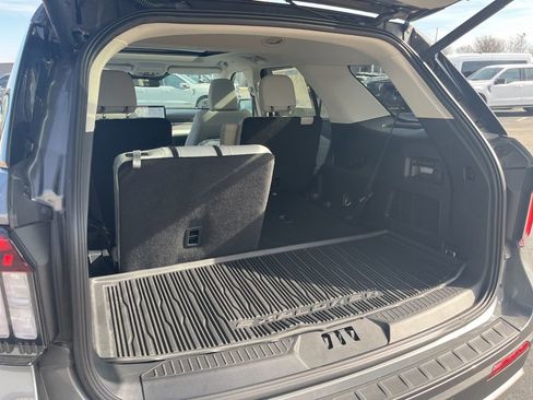 New 2026 Ford Explorer Platinum w/ LUX Leather Package AWD/4WD image 13