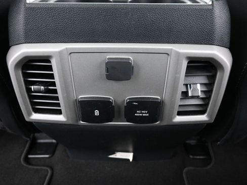 Used 2022 Ford F350 Lariat w/ Lariat Ultimate Package image 29