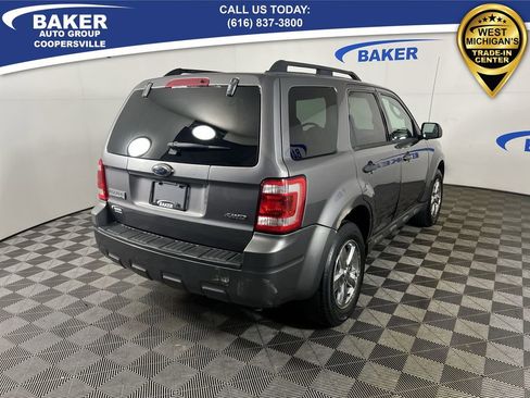 Used 2009 Ford Escape XLT image 9