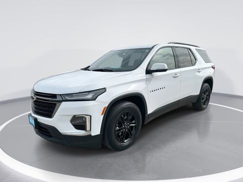 Used 2023 Chevrolet Traverse LT w/ Midnight/Sport Edition image 1