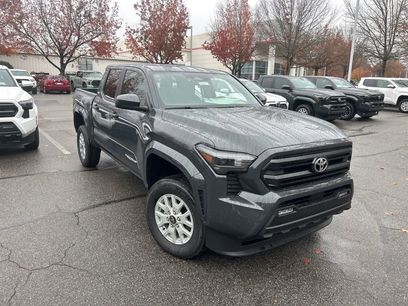 New 2025 Toyota Tacoma SR5
