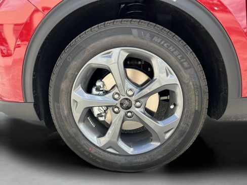 New 2026 Ford Escape ST-Line w/ Tech Pack #1 FWD image 31