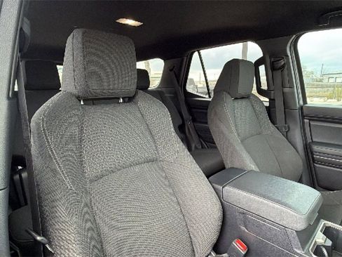 Used 2025 Toyota 4Runner SR5 image 40