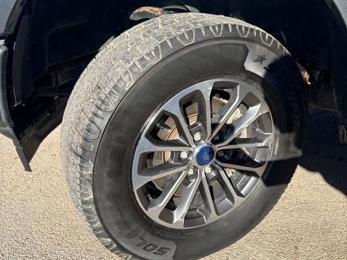 Used 2019 Ford F150 XLT w/ Equipment Group 302A Luxury AWD/4WD image 26