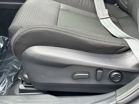 Used 2022 Subaru Outback Premium AWD/4WD image 26