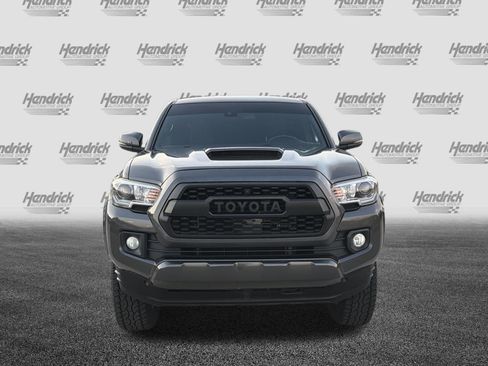 Used 2019 Toyota Tacoma TRD Sport w/ Technology Package RWD image 3