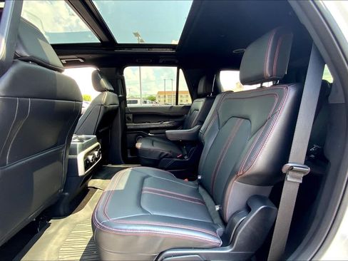 Certified 2022 Ford Expedition Limited RWD image 19