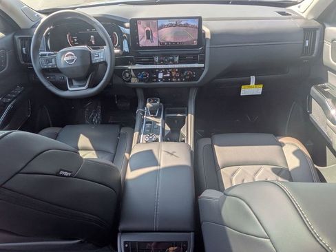New 2026 Nissan Pathfinder Platinum w/ Accent Package AWD/4WD image 20