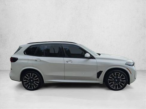 Used 2025 BMW X5 xDrive50e w/ M Sport Package AWD/4WD image 5