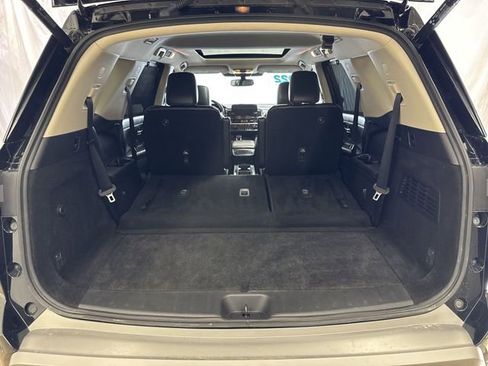 Used 2022 Nissan Pathfinder SL w/ SL Premium Package image 27