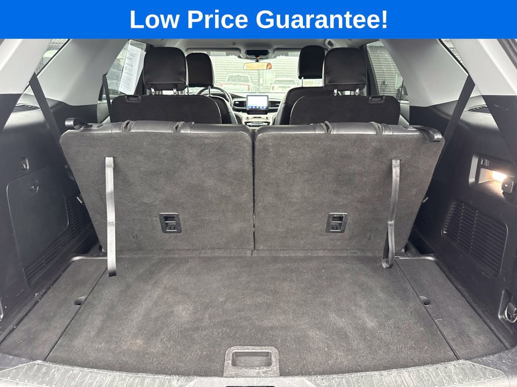 Certified 2021 Ford Explorer XLT w/ Equipment Group 202A AWD/4WD image 38