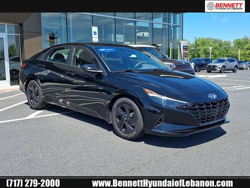 Used 2023 Hyundai Elantra SEL FWD image 1