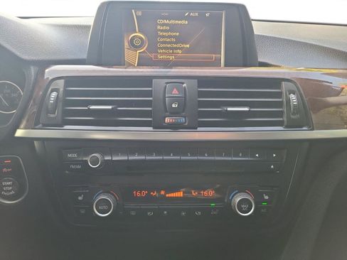 Used 2014 BMW 328i Sedan RWD image 13