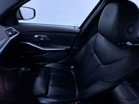 Used 2023 BMW 330i xDrive Sedan w/ Premium Package image 35