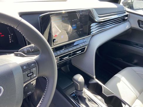 New 2026 Toyota Camry SE image 23