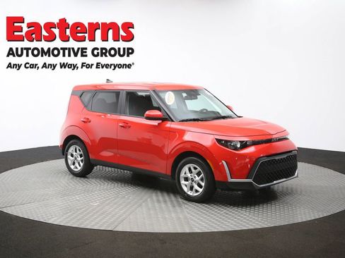 Used 2025 Kia Soul LX w/ LX Technology Package image 48