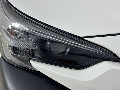 Used 2023 Subaru Outback Touring AWD/4WD image 41