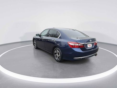 Used 2017 Honda Accord LX image 6