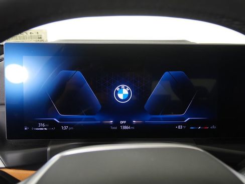 Certified 2025 BMW 330i Sedan RWD image 19