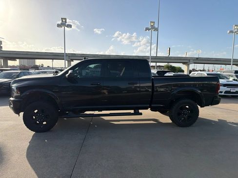Used 2018 RAM 2500 Laramie w/ Sport Appearance Group AWD/4WD image 6