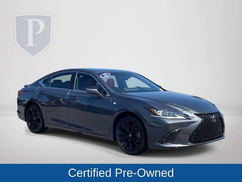 Used 2022 Lexus ES 350 F Sport image 2
