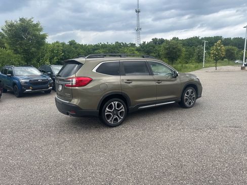 Certified 2023 Subaru Ascent Limited w/ Technology Package AWD/4WD image 8