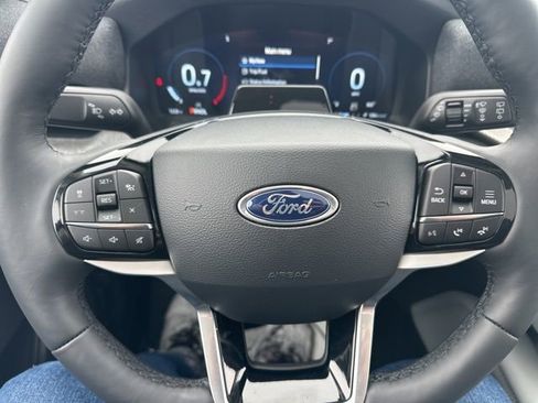 New 2026 Ford Explorer Platinum w/ LUX Leather Package AWD/4WD image 19
