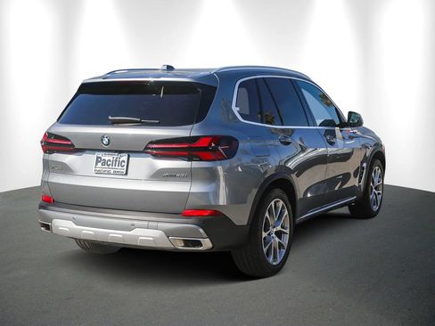 Certified 2024 BMW X5 xDrive40i w/ Premium Package AWD/4WD image 6
