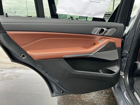 New 2026 BMW X7 xDrive40i w/ Executive Package image 17