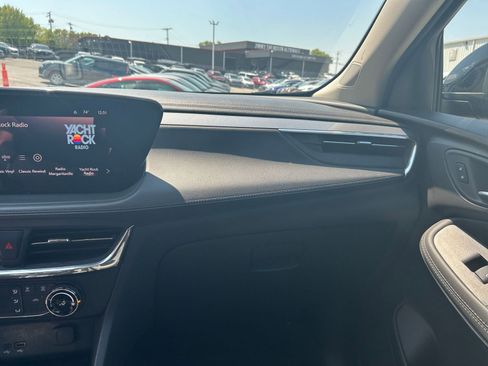 Used 2025 Buick Encore GX Preferred FWD image 30